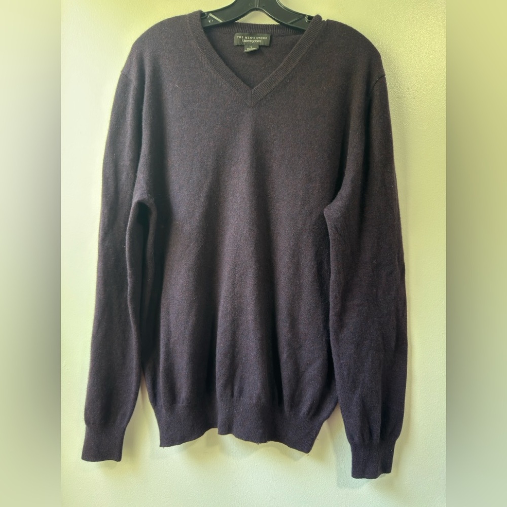 The Men's Store Bloomingdale’s Cashmere Deep Purple V-Neck Sweater